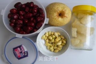 Pears, Red Dates and Ginkgo Soup recipe