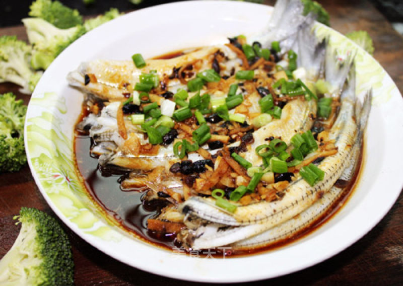 Steamed Long-mouth Fish in Black Bean Sauce recipe