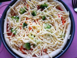 Ham and Vegetable Pizza recipe