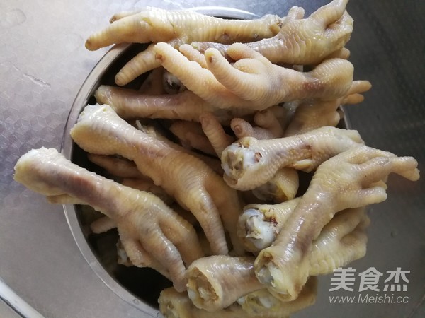 Braised Chicken Feet recipe