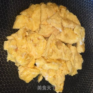 Scrambled Eggs with Tomatoes recipe