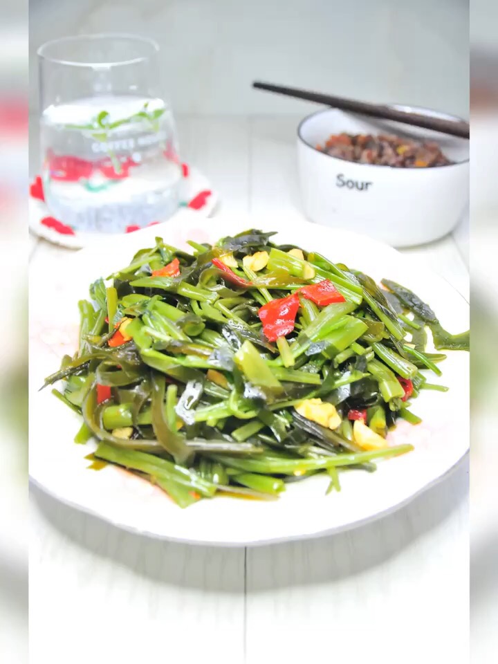 Water Spinach Mixed with Kelp recipe