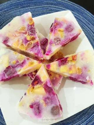 #清凉一夏～～yogurt Fruit Ice Cream# recipe