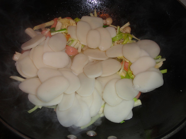 Three Fresh Stir-fried Rice Cakes recipe