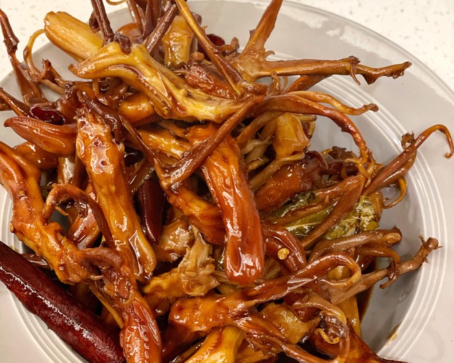 Xiaomei Sauce Duck Tongue recipe