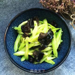Stir-fried Celery Fungus recipe
