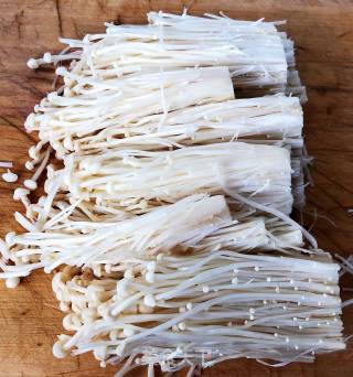 Pan-fried Enoki Mushroom recipe