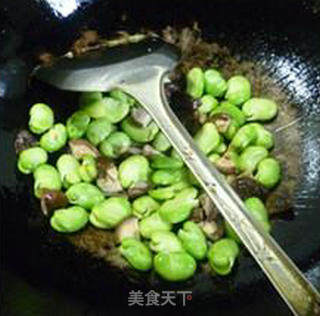Fried Broad Beans with Egg Mushroom recipe