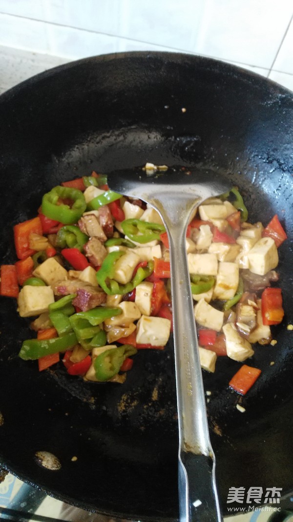 Braised Tofu with Three Peppers recipe