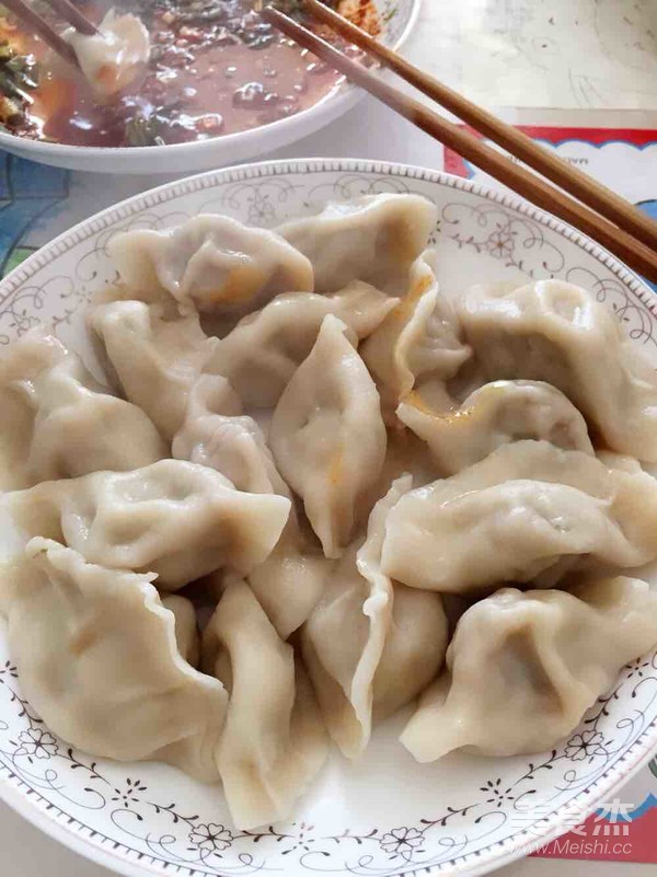 Celery Meat Dumplings recipe