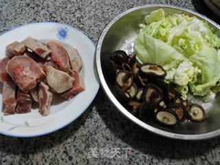 Boiled Cured Chicken Drumsticks with Mushrooms and Cabbage recipe