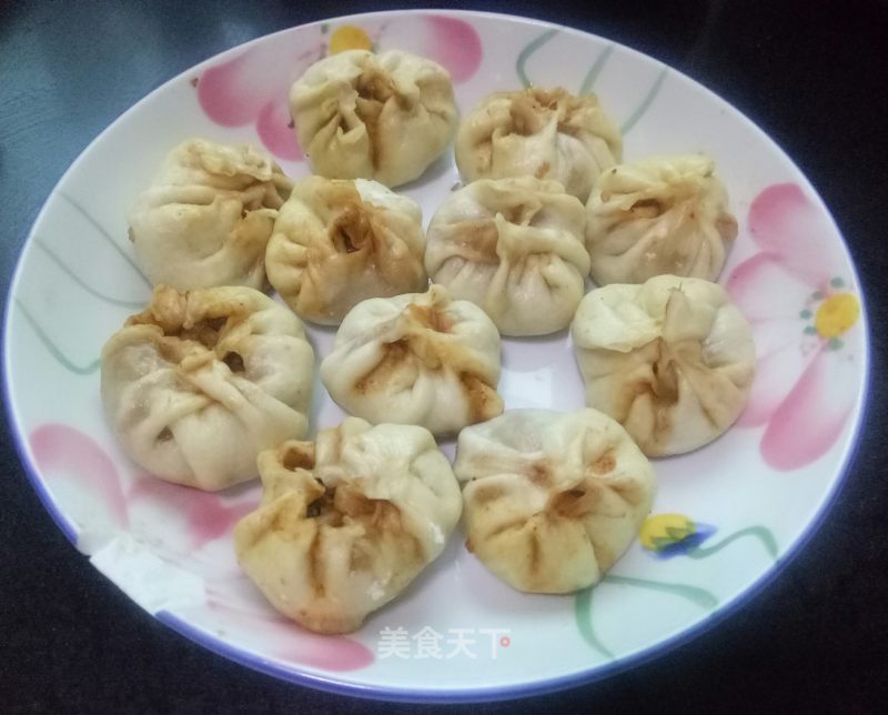 Xiao Long Bao with Pork and Cabbage Stuffing recipe