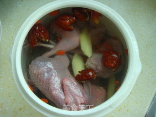 Stewed Quail with Red Dates and Wolfberry recipe