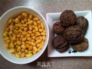 Soy Milk with Walnuts and Soy recipe