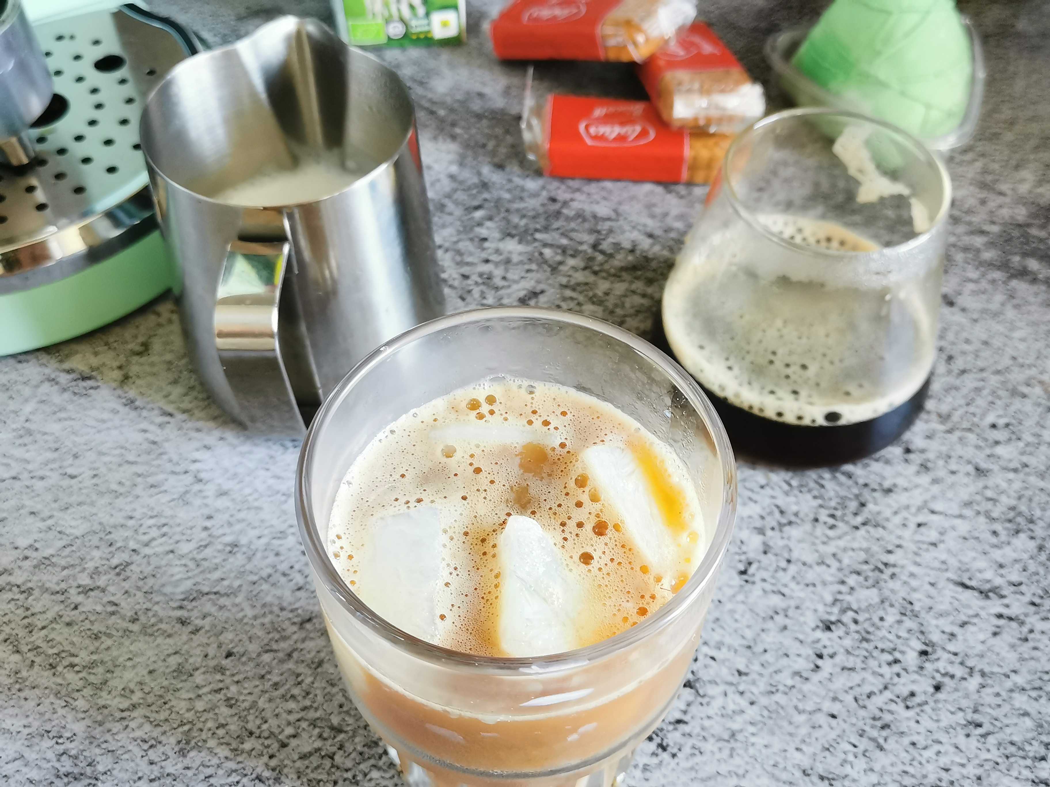 Mango Ice Cream Coffee recipe