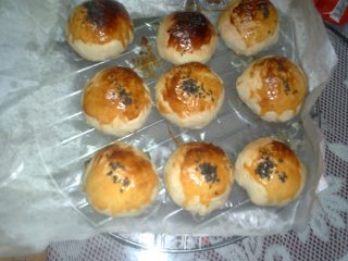 Fresh Meat Moon Cakes recipe