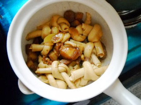 Thousands of Dried Bamboo Shoots and Winter Melon in Clay Pot recipe