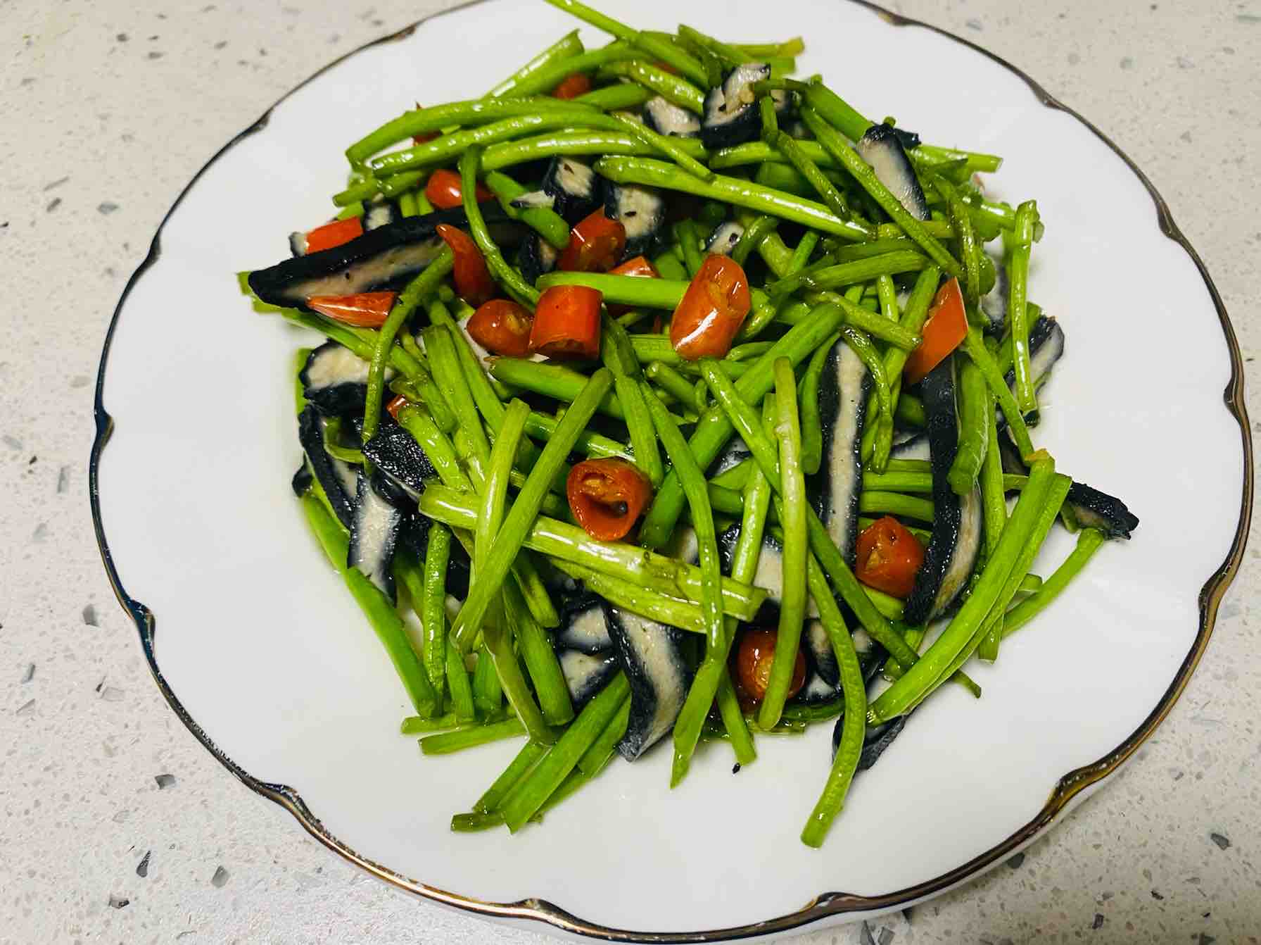 Stir-fried Wormwood recipe