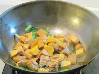 Improved Three Cups of Dried Bean Curd Rabbit recipe