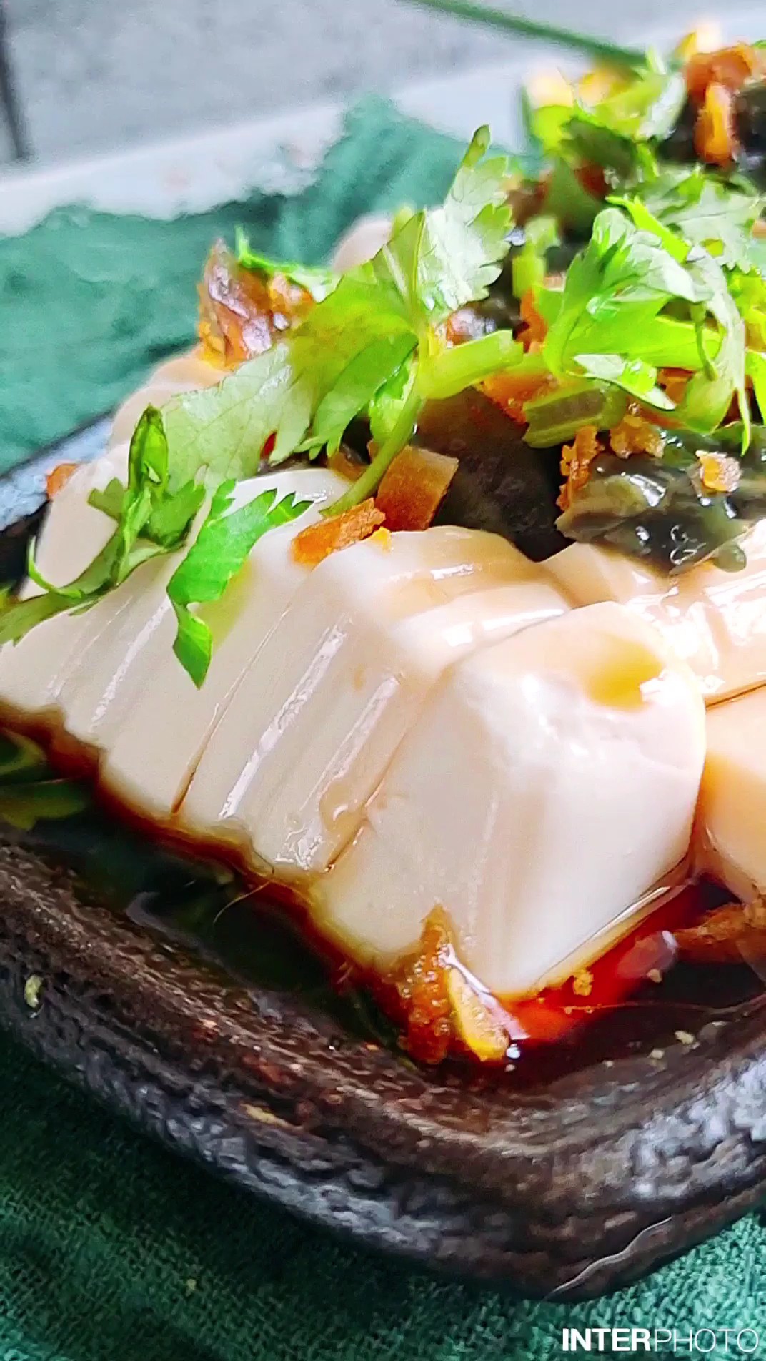 #豆腐的神仙 Practice# Tofu with Egg Yolk and Preserved Egg recipe
