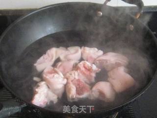 Spicy Red Fermented Bean Curd and Peanut Pork Feet recipe