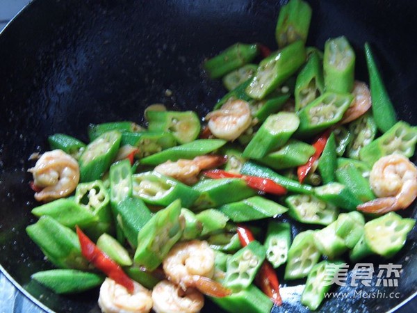 Fried Shrimp with Okra recipe