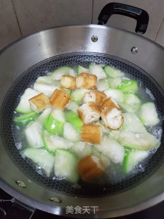Loofah You Tiao Soup recipe