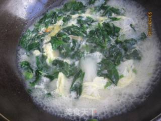 Spinach Haihong Egg Flower Soup recipe