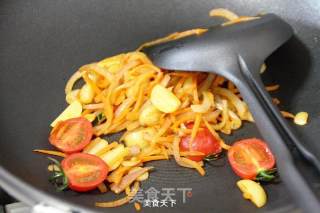 [fried Salmon with Sauce and Vegetables] recipe