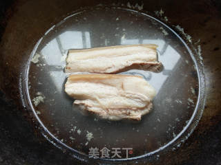 Stir-fried Pork Belly with Sauerkraut recipe