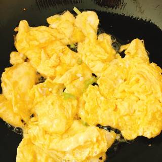 Scrambled Eggs with Pumpkin Sticks recipe