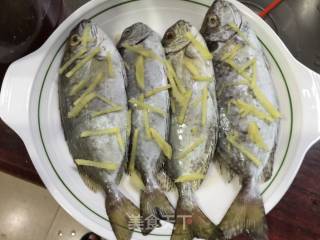 Steamed Fish with Plum Sauce recipe