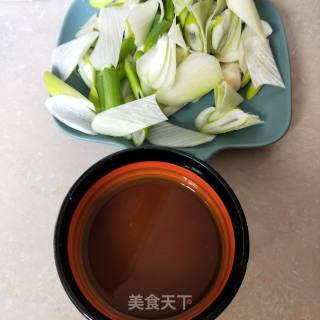 Stir-fried Tofu with Scallions recipe