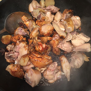 Chicken Stewed with Mushrooms recipe