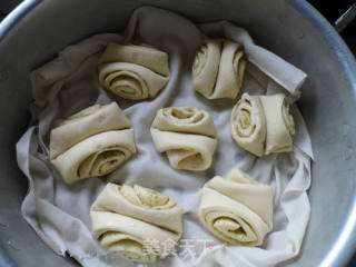 Sichuan Pepper and Salt Rolls recipe