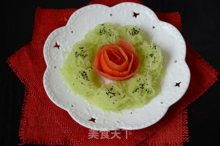 Lettuce with Black Sesame Seeds recipe