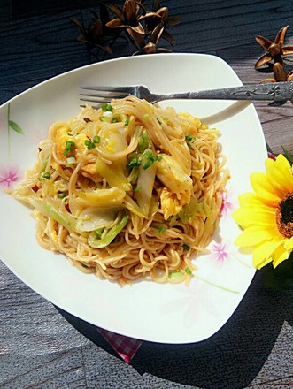 Fried Noodles with Cabbage recipe