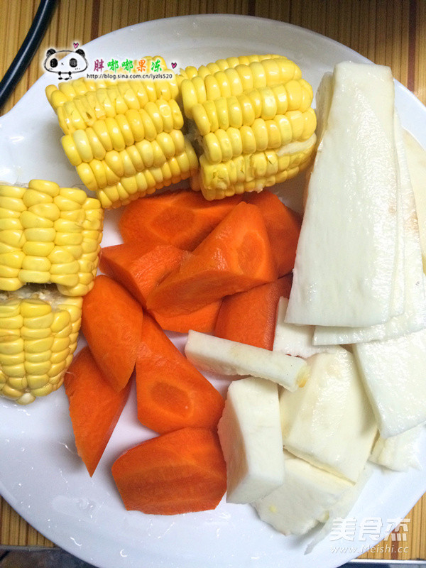 Yam Corn Carrot Bone Soup recipe