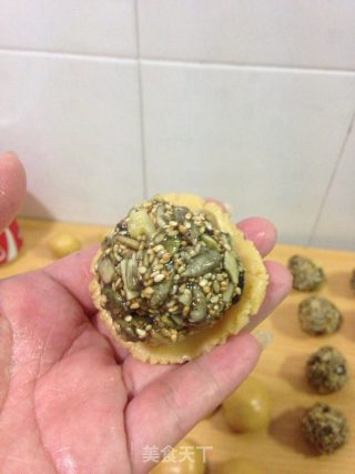 Five Kernel Moon Cakes recipe