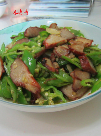 Stir-fried Barbecued Pork with Green Pepper recipe