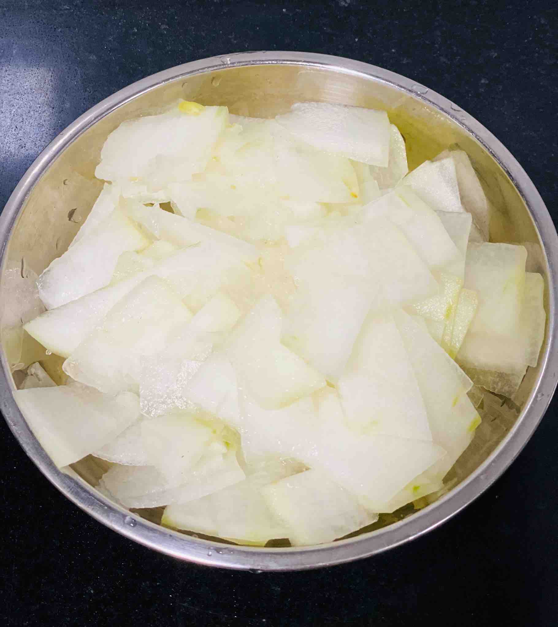 Braised Winter Melon in Sauce is Good for Dinner recipe