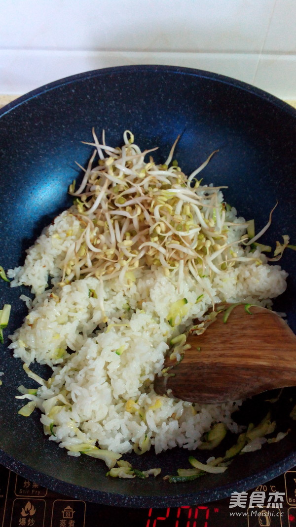 Bean Sprouts Fried Rice recipe