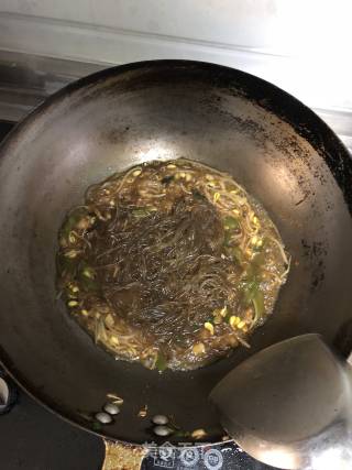 Simple Fried Noodles with Bean Sprouts recipe