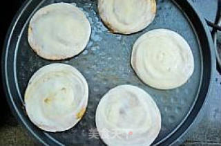 Delicious Home-cooked Biscuits---swirl Biscuits with Pretzel recipe