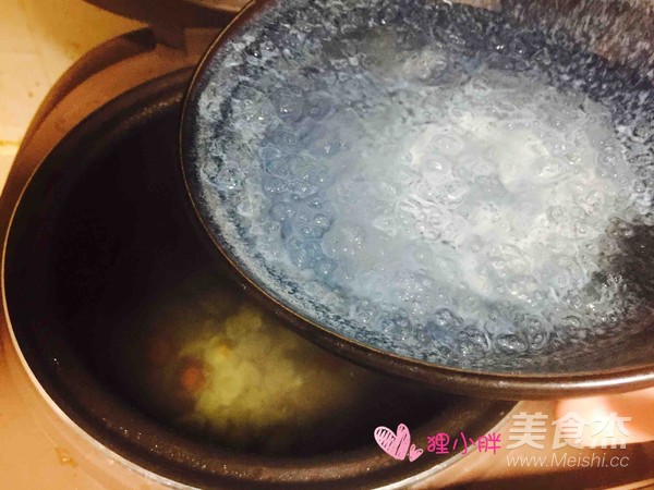 Snow Yan Peach Gum Soap Rice Soup recipe