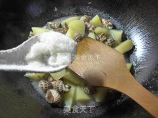 Snails Boiled Potatoes recipe