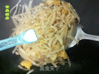 Shredded Radish with Minced Meat recipe