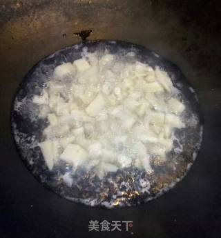 Stir-fried Clam with Hot and Sour Lotus Root recipe