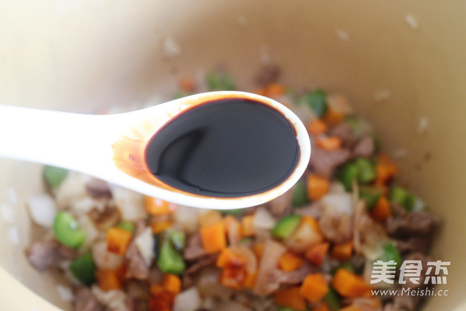 Beef Soy Sauce Braised Rice recipe