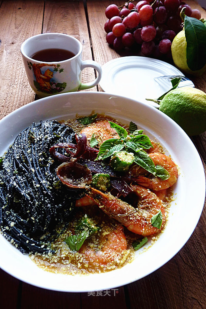 Curry Prawn Ink Noodle recipe